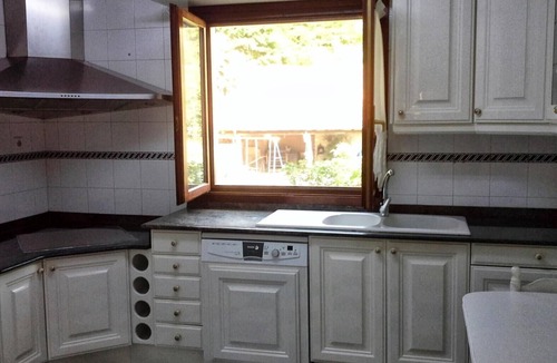 Penamellera Alta Apartment | Apartment 'Juana' with Mountain View, Private Terrace and Wi-Fi