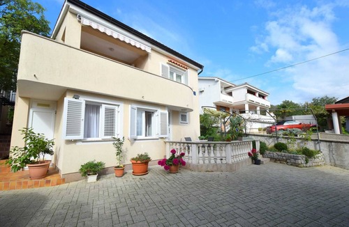 Cizici Apartment | Apartment Julia 3 with Terrace