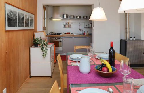 Wengen Apartment | Apartment Jungfrau a d Ledi-1 by Interhome