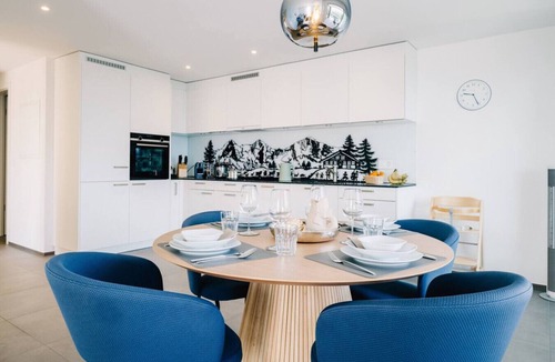 Einigen Apartment | Apartment Jungfrau near lake and mountain