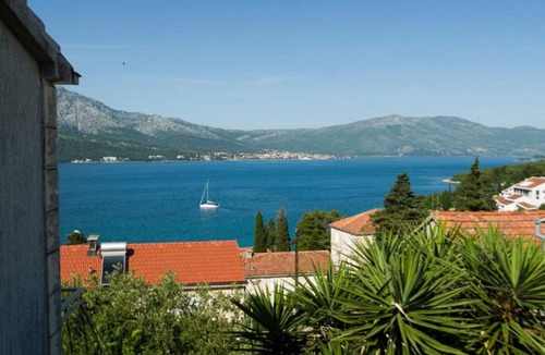 Cove Tri Zala (Zrnovo) Apartment | Apartment Jurišić Korčula - One Bedroom Apartment with Terrace