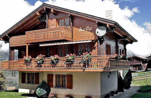 Graechen Apartment | Apartment Kelly by Interhome