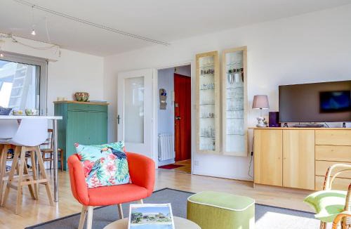 Dinard Apartment | Apartment Ker Enclos-1 by Interhome