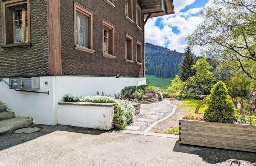 Schangnau Apartment | Apartment Kirchmatte by Interhome