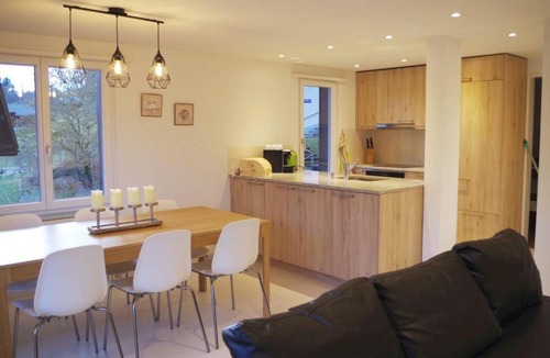 Saanenmoeser Apartment | Apartment Kleeblatt by Interhome