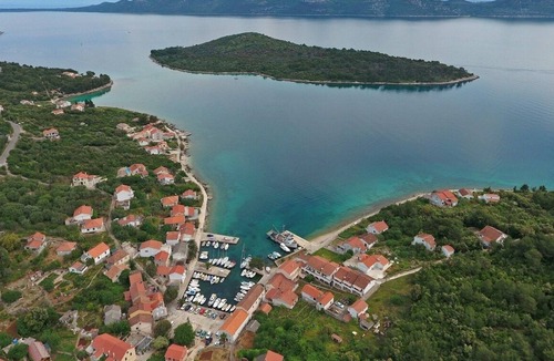 Iz Villa | : Apartment Knež with its unique island location will make your stay fullfiled