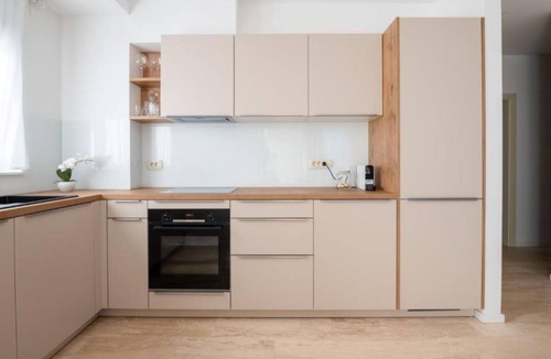 Kraljevec Sesvetski Apartment | Apartment Kona - Two Bedroom Apartment with Balcony