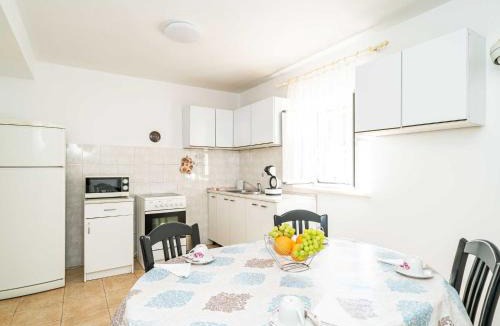 Lapad Apartment | Apartment Kos - Two Bedroom Apartment with Terrace