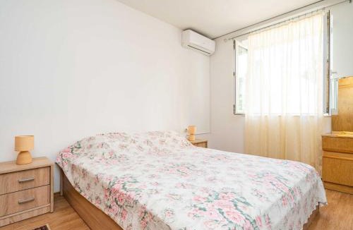 Lapad Apartment | Apartment Kos - Two Bedroom Apartment with Terrace
