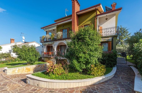 Spadici Apartment | Apartment Kristina II with Balcony