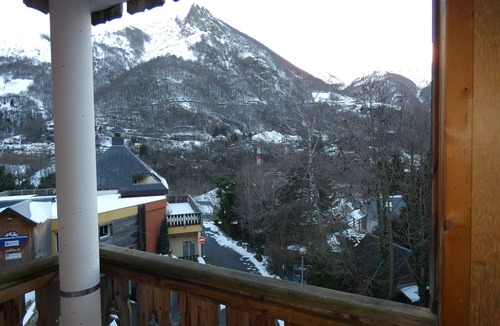Cauterets Apartment | Apartment 'L'estive Des 100 Lacs, Pool, Spa' with Mountain View, Private Terrace & Wi-Fi