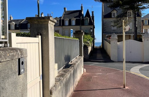 Saint-Regnobert-de-la-Cote-de-Nacre Apartment | Apartment La Vigie - 30 m from the sea, small sea view