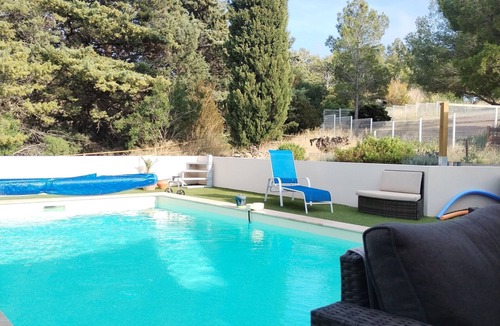 Treilles Apartment | Apartment 'L'occitane' with Shared Terrace, Shared Garden and Wi-Fi