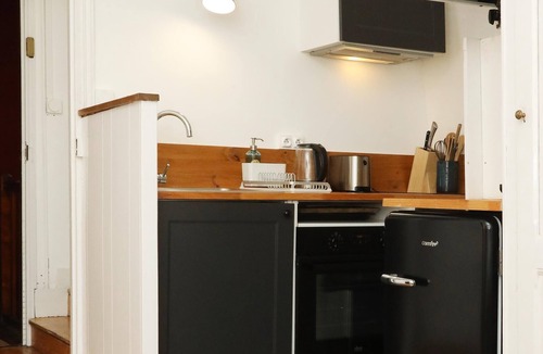 Senlis Apartment | Apartment La Bruyère - Central - Medieval Town