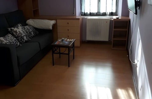 Abejar Apartment | Apartment 'La Casa Nueva' with Balcony, Wi-Fi and Air Conditioning