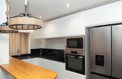 Parc-Nord Apartment | Apartment La Defense - Near RER station and Arena stadium