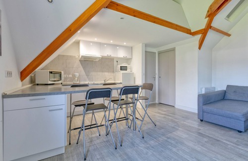 Pornichet Apartment | Apartment "La dune de sable Baguenaud" near the sea with Wi-Fi