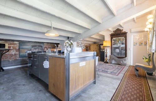 Riudecanyes Apartment | Apartment 'La Fabriqueta Deluxe' with Mountain View, Wi-Fi and Air Conditioning