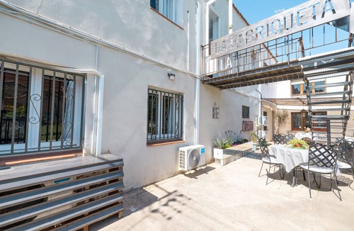 Riudecanyes Apartment | Apartment 'La Fabriqueta Loft' with Mountain View, Wi-Fi and Air Conditioning