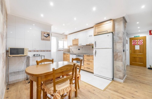 Orihuela Apartment | Apartment 'La Gimena ' with Balcony and Air Conditioning