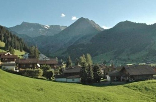 Adelboden Apartment | Apartment La Sauterelle in Adelboden - 4 persons, 2 bedrooms