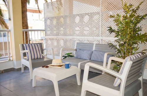 Mareny Barraquetes Apartment | Apartment 'La Terraza De Palmeres' with Sea Views, Wi-Fi & Air Conditioning