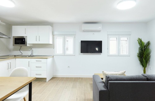 Andujar Apartment | Apartment 'La Victoria C' with Balcony, Wi-Fi and Air Conditioning