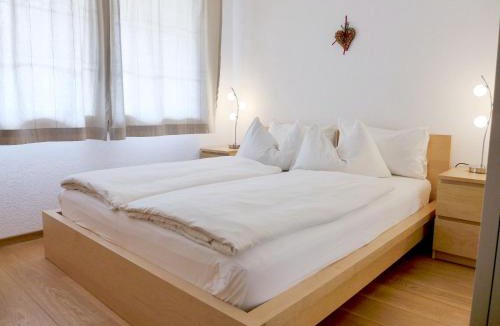 Blausee Apartment | Apartment Laerchehus Ost by Interhome