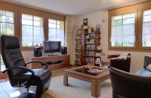 Blausee Apartment | Apartment Laerchehus West by Interhome