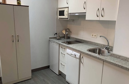 Ituren Apartment | Apartment 'Lamia' with Mountain View, Wi-Fi and Air Conditioning