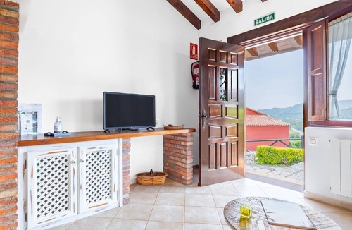 Orena House | Apartment 'Las Candelas - La Canaleja' with Sea View, Private Terrace and Wi-Fi