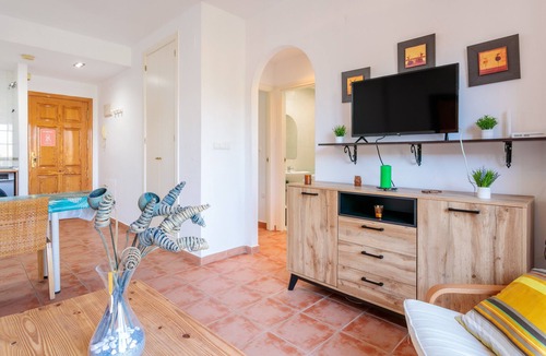 Hoya de los Patos Apartment | Apartment 'Las Lomas De Bonalba' with Mountain View, Wi-Fi and Air Conditioning