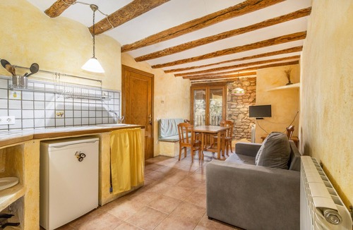 Bellestar House | Apartment 'Las Planeras' with Mountain Views, Shared Pool and Wi-Fi
