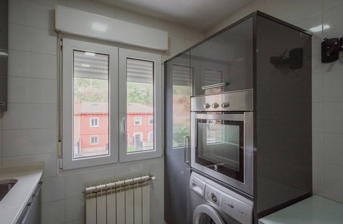 Burgos Apartment | Apartment 'Laucar' with Wi-Fi