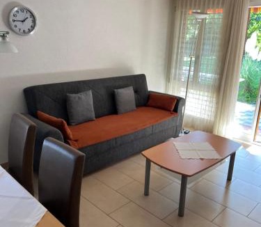Wilderswil Apartment | Apartment Laura