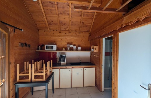 Vaulnaveys-le-Bas Apartment | Apartment 'Lavande' with Mountain View, Wi-Fi and Air Conditioning