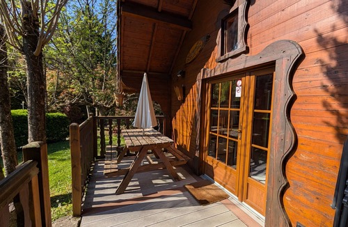 Vaulnaveys-le-Bas Apartment | Apartment 'Lavande' with Mountain View, Wi-Fi and Air Conditioning