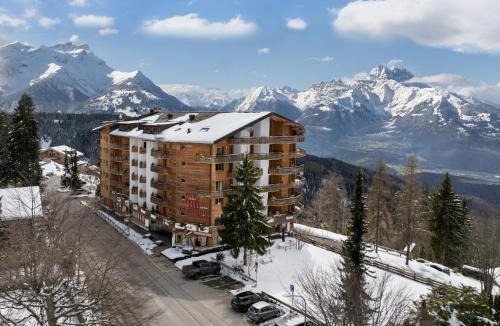 Villars-sur-Ollon Apartment | Apartment Le Bristol C32 by Interhome