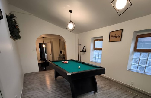 Bourgoin-Jallieu Apartment | Apartment 'Le Cosy' with Wi-Fi