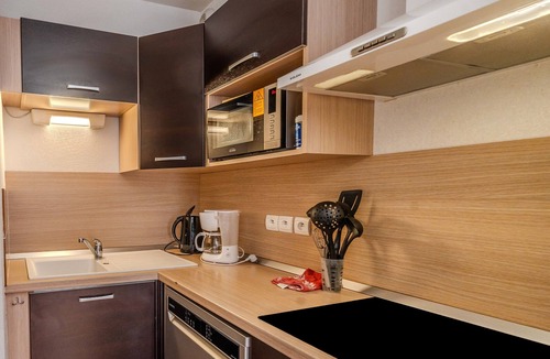 Ax-les-Thermes Apartment | Apartment 'Le calme de Ax' with Mountain Views, Shared Pool and Balcony