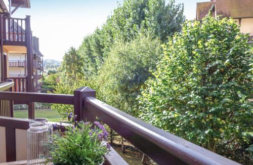 Tourgeville Apartment | Apartment Le Fairway-6 by Interhome