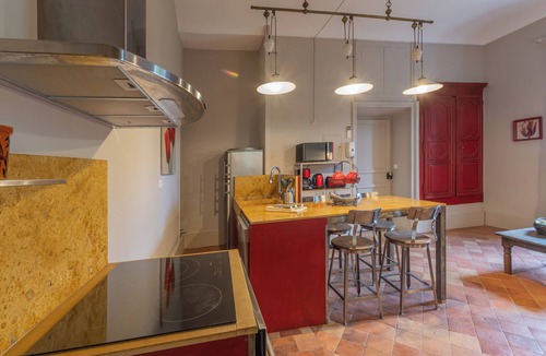 Saint-Germain Apartment | Apartment 'Le Frêne' with Shared Pool, Wi-Fi and Air Conditioning