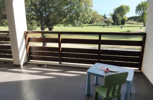 Saint-Cyprien Plage Apartment | Apartment Le Golf Clair-11