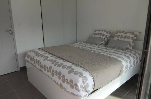 Saint-Cyprien Plage Apartment | Apartment Le Golf Clair-14 by Interhome