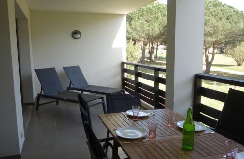 Saint-Cyprien Plage Apartment | Apartment Le Golf Clair-14 by Interhome