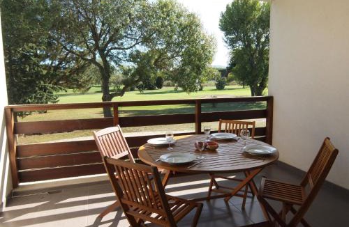 Saint-Cyprien Plage Apartment | Apartment Le Golf Clair-1 by Interhome