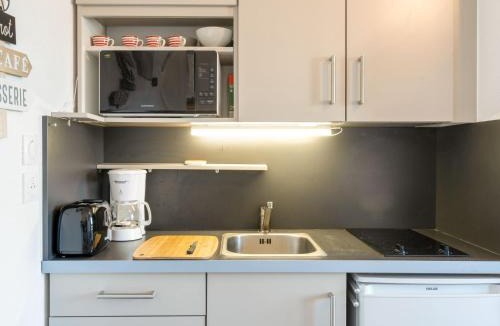 Villers-sur-Mer Apartment | Apartment Le Grand Cap-14 by Interhome