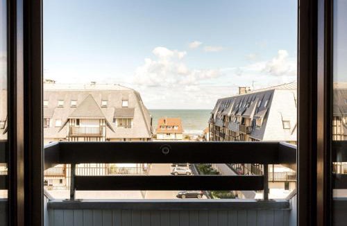 Villers-sur-Mer Apartment | Apartment Le Grand Cap-14 by Interhome