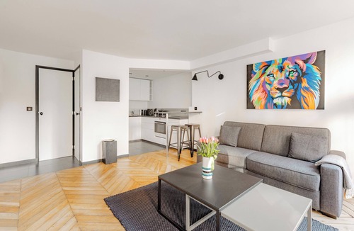 Saint-Louis Apartment | Apartment Le Hazard - Les Demoiselles in Versailles