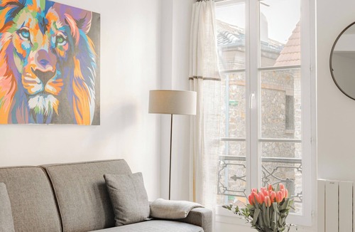 Saint-Louis Apartment | Apartment Le Hazard - Les Demoiselles in Versailles